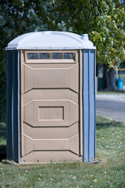 Best Porta potty rental near me  in Shelton, CT