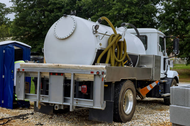 Best Portable restroom trailer rental  in Shelton, CT